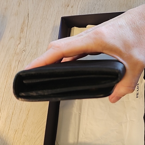 Prada Black Nylon & Saffiano wallet - includes box and card - Picture 7 of 16